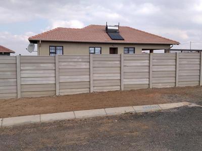 House For Rent in Azaadville, Krugersdorp