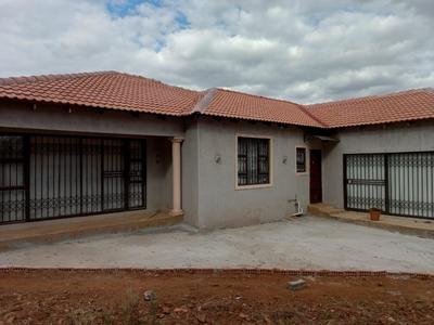 House For Sale in Lenasia South Ext 1, Johannesburg