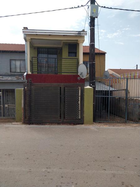 Property For Sale in Durban Roodepoort Deep, Roodepoort
