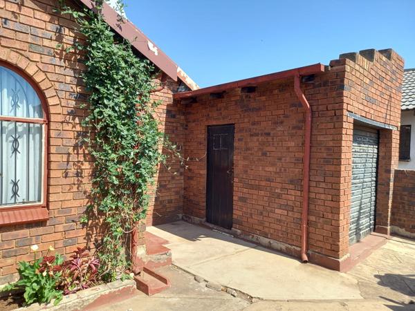 House For Sale in Protea Glen, Soweto