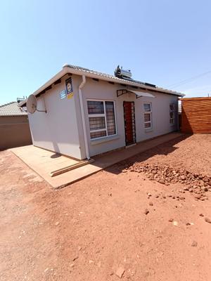 House For Rent in Lehae, Johannesburg