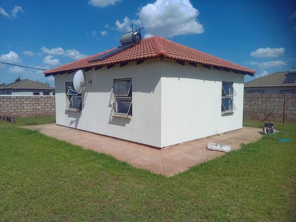 Property For Rent in Lufhereng, Soweto